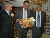 Gonzlez Tovar visita el centro Hospitalidad de Santa Teresa en Cartagena para la entrega de 10.000 Kg de alimentos