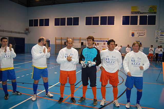 El partido contra el cncer de Las Torres de Cotillas, un xito de la mano de famosos como Bustamante, Valverde, Kiko o Lria - 10