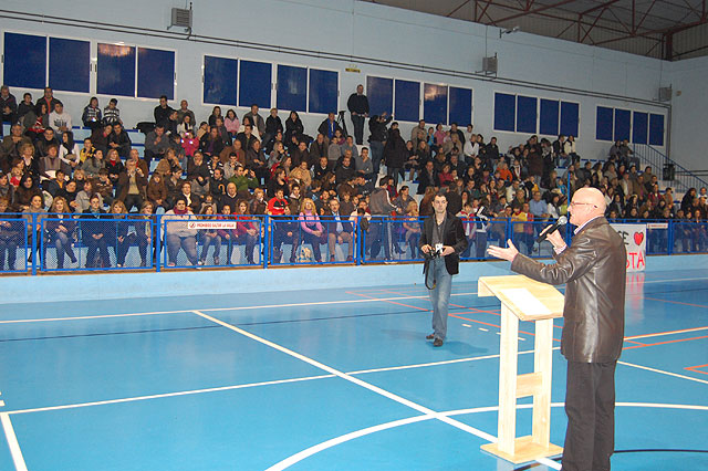 El partido contra el cncer de Las Torres de Cotillas, un xito de la mano de famosos como Bustamante, Valverde, Kiko o Lria - 7