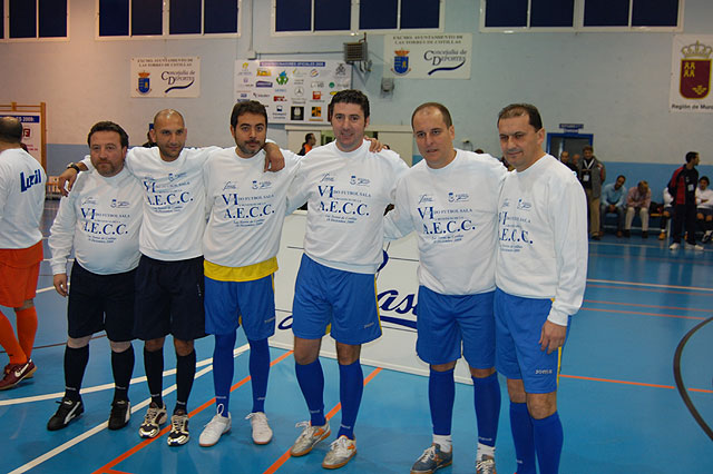 El partido contra el cncer de Las Torres de Cotillas, un xito de la mano de famosos como Bustamante, Valverde, Kiko o Lria - 12