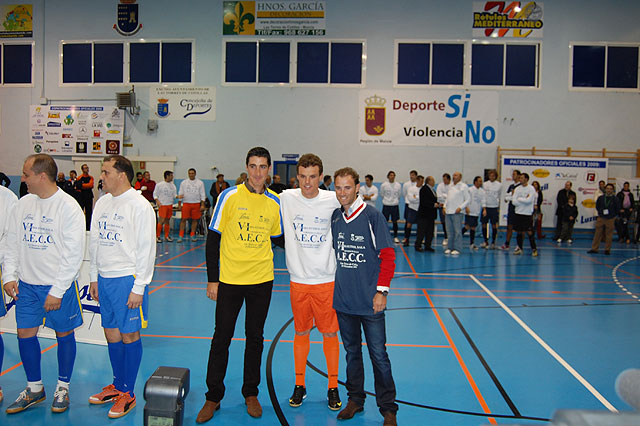El partido contra el cncer de Las Torres de Cotillas, un xito de la mano de famosos como Bustamante, Valverde, Kiko o Lria - 13