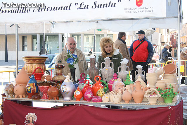La Plaza la Constitucin ha acogido el mercado artesano que cada mes se celebra en La Santa - 8