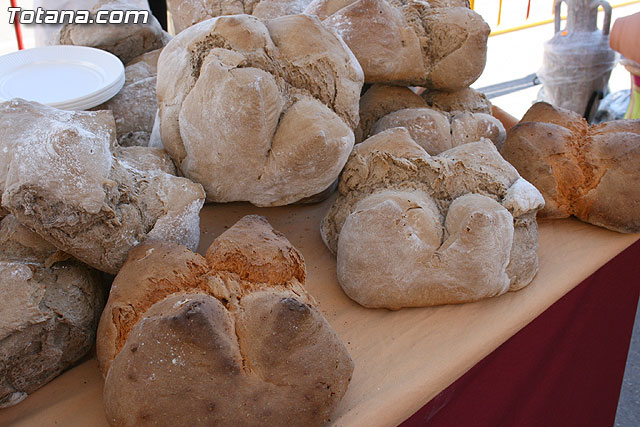 La Plaza la Constitucin ha acogido el mercado artesano que cada mes se celebra en La Santa - 13