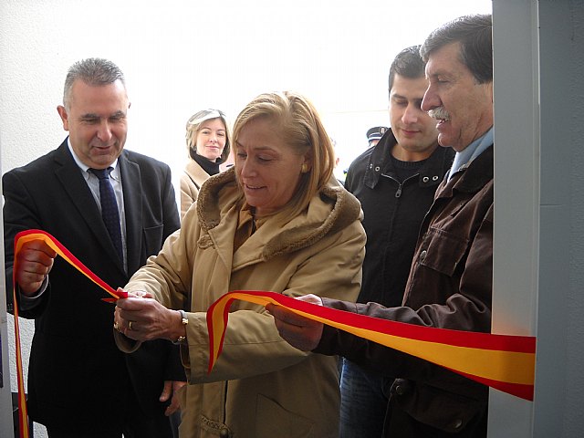 La oferta deportiva municipal de Blanca se amplía con un nuevo edificio que alberga dos pistas de pádel y salas multiusos para gimnasia - 1, Foto 1