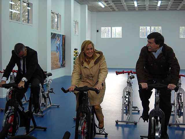 La oferta deportiva municipal de Blanca se amplía con un nuevo edificio que alberga dos pistas de pádel y salas multiusos para gimnasia - 2, Foto 2