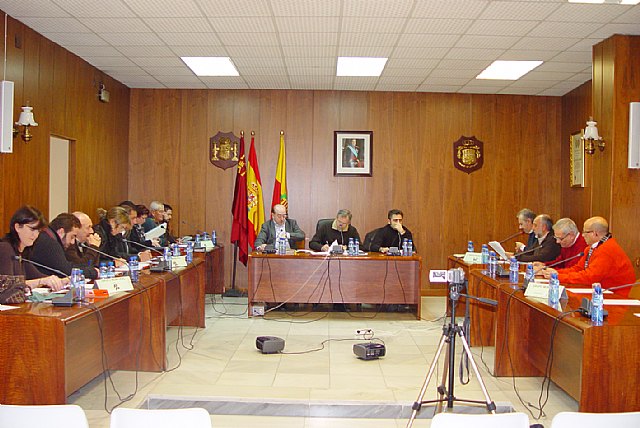 El pleno municipal se ratifica en la congelación de los principales impuestos municipales para 2010 - 1, Foto 1