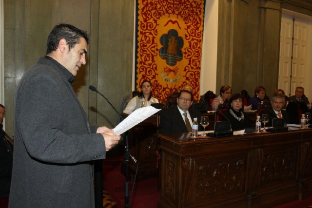 El pleno ratifica su apoyo a los trabajadores de Zincsa - 3, Foto 3
