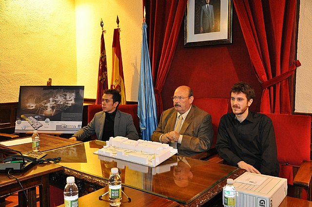 Presentación y exposición pública del proyecto de remodelación de la Glorieta - 2, Foto 2
