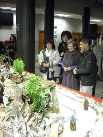 Las luces navideñas y el Beln municipal ya engalanan las fiestas en Lorqu - 8