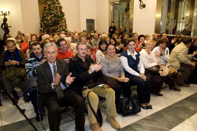 Msica clsica de jvenes intrpretes en el Palacio Consistorial de cartagena - 8