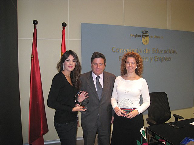Entrega de los premios del II concurso Plumier de Periodismo Educativo de la Región - 1, Foto 1