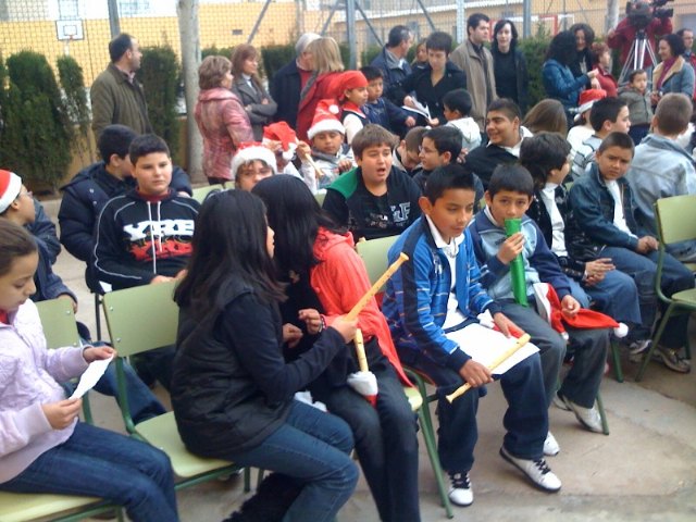 Los centros educativos de Totana finalizan el primer trimestre del curso escolar 2009/2010 con fiestas de Navidad - 2, Foto 2