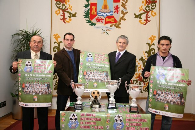Alrededor de 250 niños participarán en el VIII Torneo de Navidad alevín de fútbol 7 - 1, Foto 1