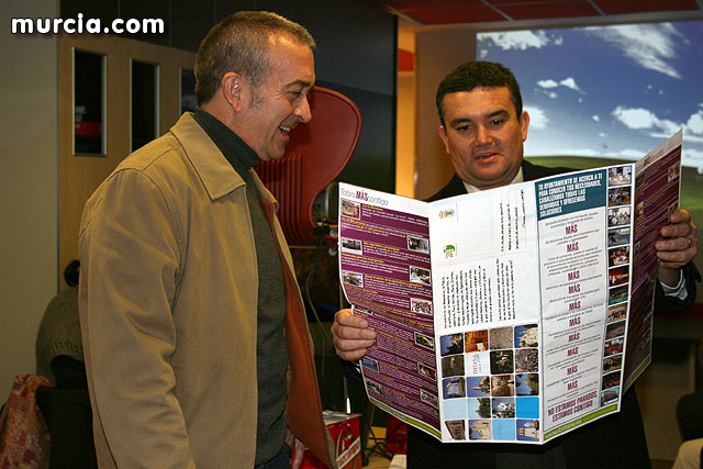 El delegado del Gobierno asegura que el Plan “E” es la mayor inversin realizada en Totana en toda su historia - 4