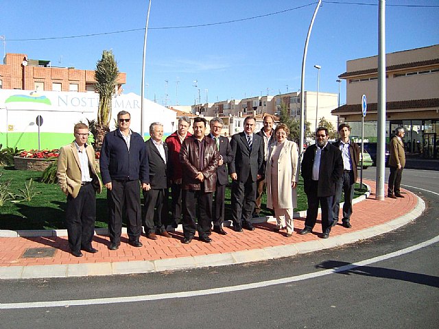 El delegado del Gobierno y la alcaldesa de San Javier inauguran cinco obras del Fondo Estatal de Inversión Local - 1, Foto 1