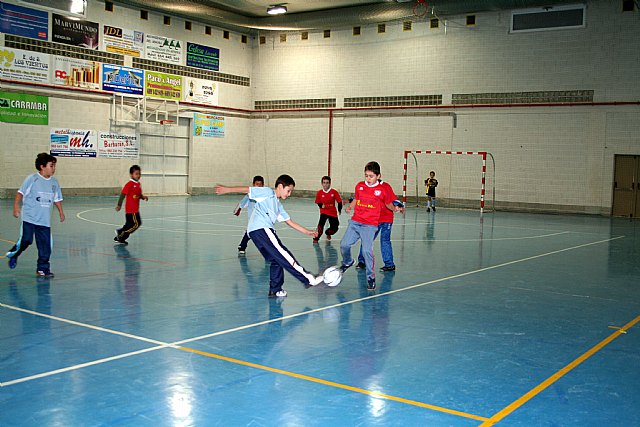 La Escuela Municipal de Fútbol Sala de Alguazas disputa su Campeonato de Navidad - 1, Foto 1