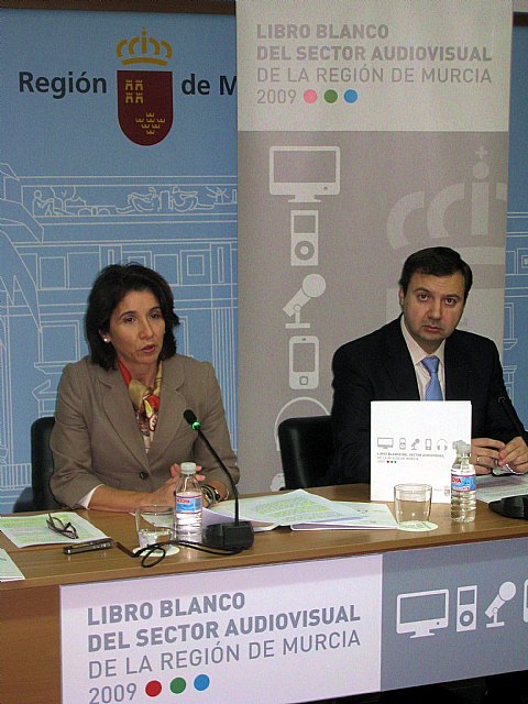 Inmaculada García  asegura que el Libro Blanco del Sector Audiovisual “propiciará su avance y asentamiento en la Región de Murcia” - 1, Foto 1