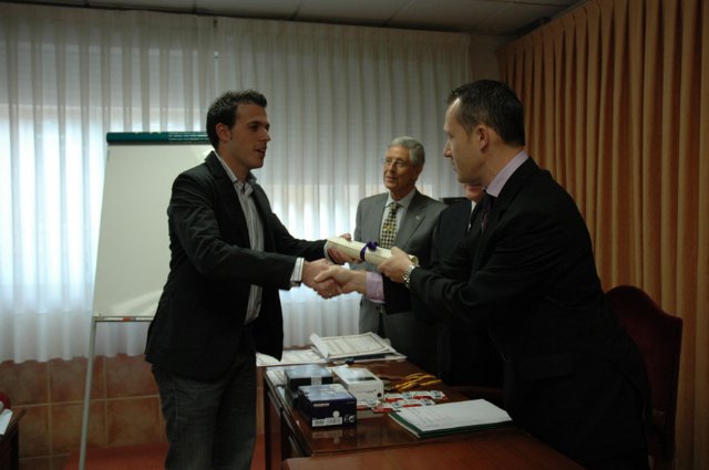 Entrega premios, Foto 1