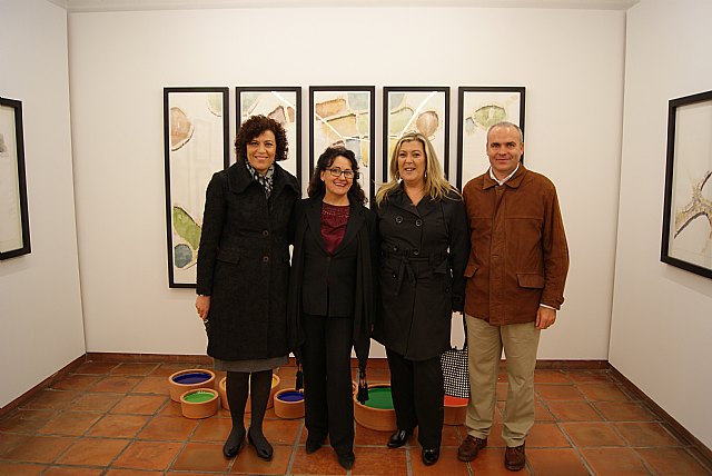 La artista lumbrerense Teresa Navarro expone su obra 'Nada es verdad...' en el Palacio Guevara de Lorca - 1, Foto 1