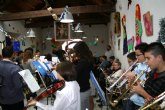El Centro de Estancias Diurnas vibra con la música de la orquesta juvenil