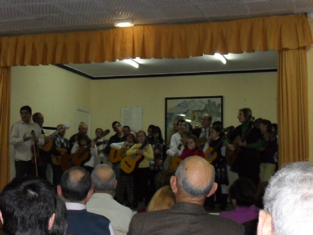 Inauguradas las obras realizadas en el entorno del Local Social y los juegos infantiles en la pedana de La Costera, Foto 1