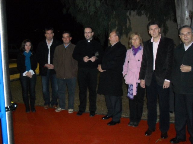 Inauguradas las obras realizadas en el entorno del Local Social y los juegos infantiles en la pedana de La Costera, Foto 3