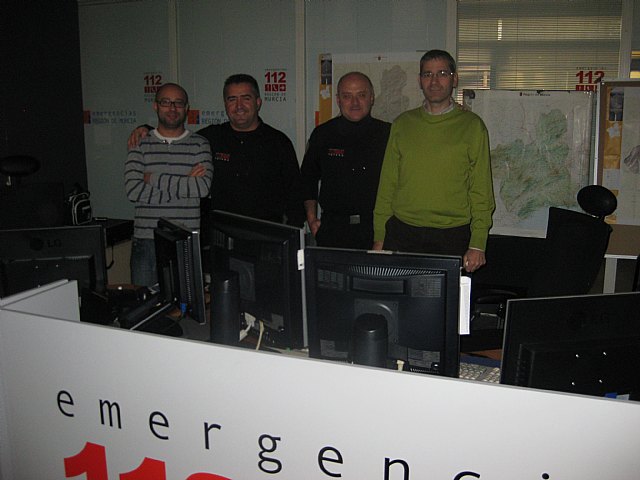 Protección Civil de Totana felicita la Navidad y el año nuevo a la dirección general de Emergencias de la región de Murcia (112), Foto 2
