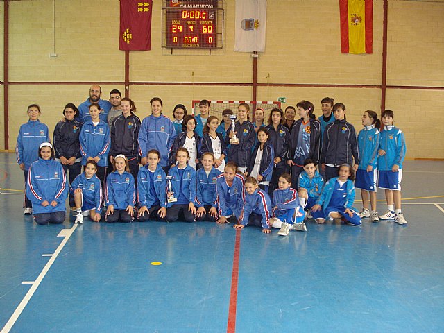 Cabo Mar de Alicante gana el tercer torneo de Navidad de baloncesto femenino de Blanca - 1, Foto 1
