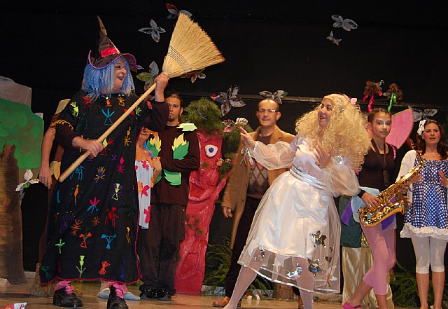 Los niños disfrutan de la Navidad en Lorquí con hinchables y talleres - 3, Foto 3