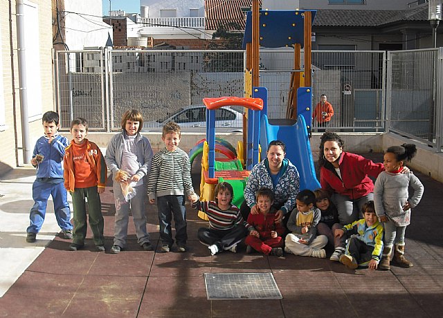 Los niños torreños lo pasan en grande en la Escuela de Navidad municipal - 2, Foto 2