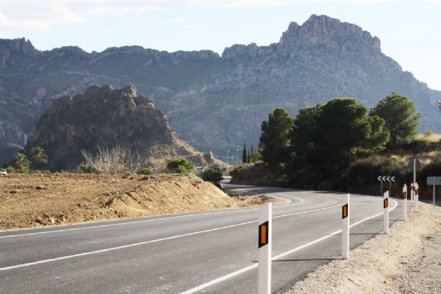 La Comunidad elimina un tramo de concentración de accidentes en el Valle de Ricote - 1, Foto 1