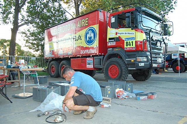 Comienza el Dakar con la emoción de 300.000 porteños animando a los 361 pilotos que compiten este año - 1, Foto 1