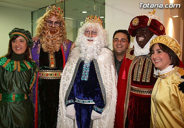  - Los Reyes Magos llegarán mañana domingo a la Plaza de la  Constitución de Totana