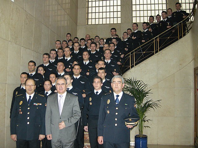 El delegado del Gobierno da la bienvenida a los 90 nuevos Policías Nacionales en Prácticas - 1, Foto 1