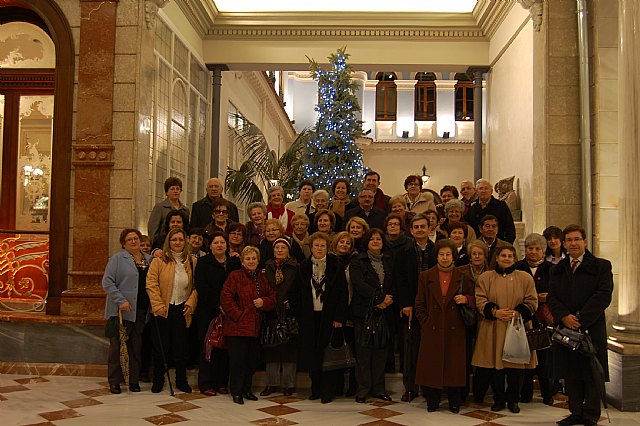 Vecinos de Alguazas visitan el Real Casino de Murcia - 2, Foto 2