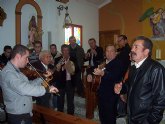 Autoridades municipales acuden al Raiguero Alto donde se celebró una misa en la ermita de Santo Domingo