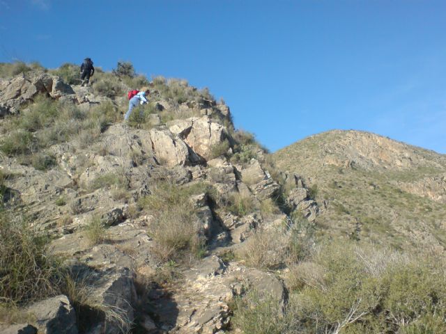 El Club Senderista de Totana realiz su primera salida del presente año ascendiendo hasta la cumbre de la Sierra de Callosa - 5