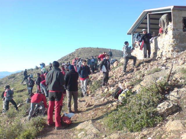 El Club Senderista de Totana realiz su primera salida del presente año ascendiendo hasta la cumbre de la Sierra de Callosa - 6