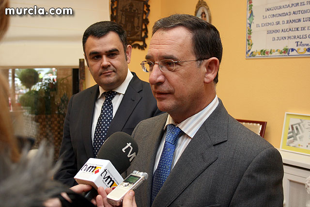 Los ms de 90 usuarios de la Residencia “La Pursima” reciben la visita del consejero de Poltica Social - 12