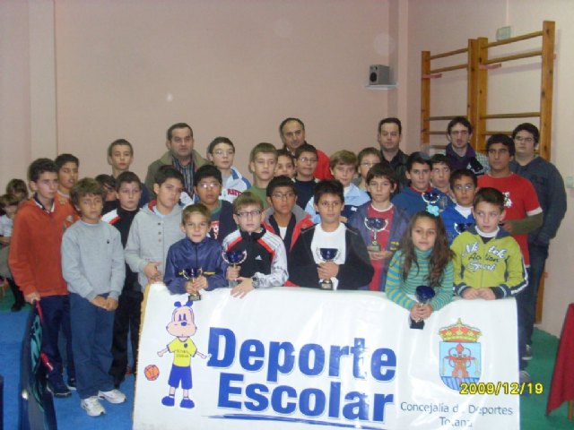 El Torneo de Ajedrez de Deporte Escolar contó con la participaicón de 30 escolares de la localidad, Foto 4