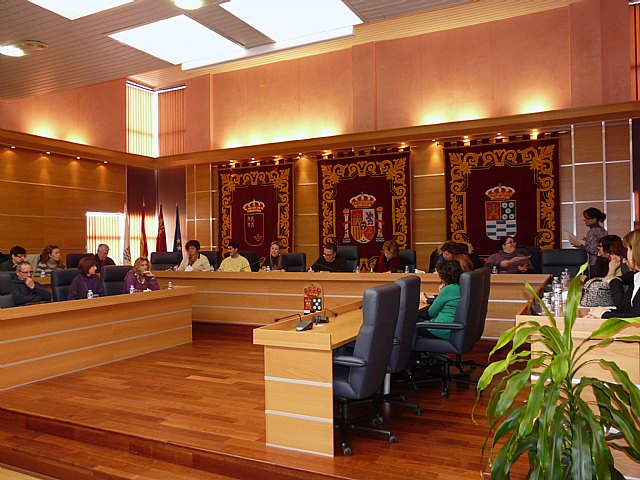 El Ayuntamiento firma convenios con las Asociaciones de Madres y Padres de Alumnos de 19 colegios para la realización de actividades formativas extraescolares - 2, Foto 2