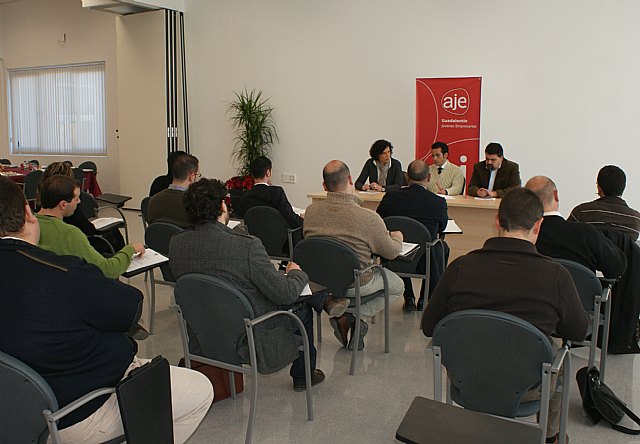 La Junta Directiva de AJE Guadalentín se reúne en Puerto Lumbreras - 1, Foto 1