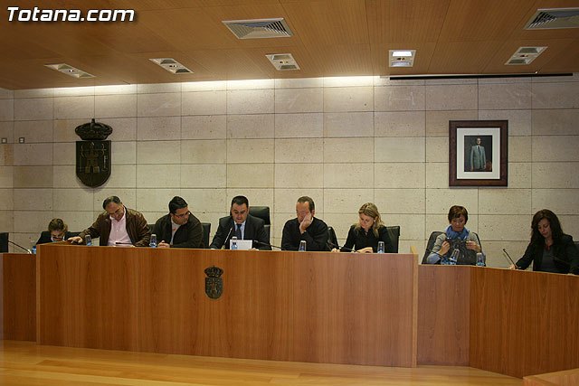 El alcalde presentará una moción al Pleno para apoyar al sector de los frutos de cáscara, Foto 1