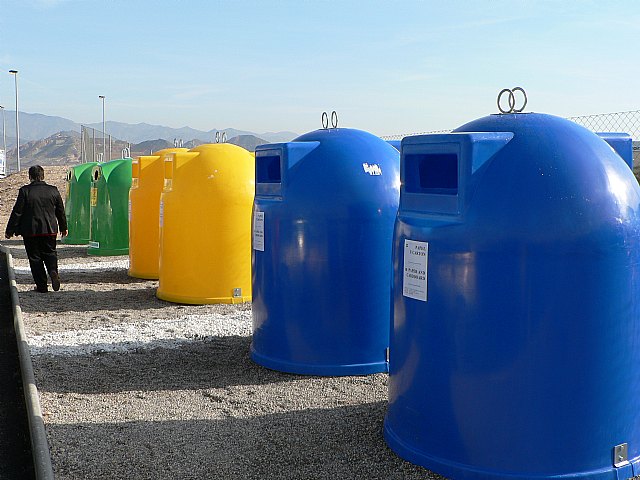 Servicio gratuito de recogida de residuos en el ecoparque de Mazarrn, Foto 1