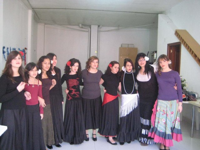 Colegas se pone a bailar en la calle - 1, Foto 1