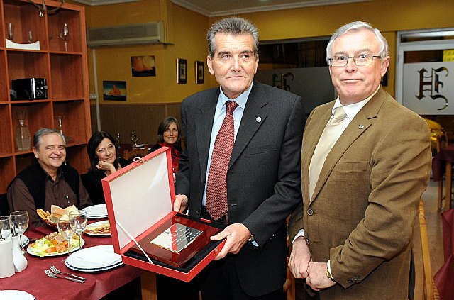 La Universidad de Murcia ofrece un homenaje al ex Defensor del Universitario Agustín Miñana - 1, Foto 1