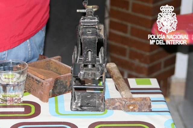 Desmantelada una plantación de marihuana situada en el interior de una cueva - 2, Foto 2