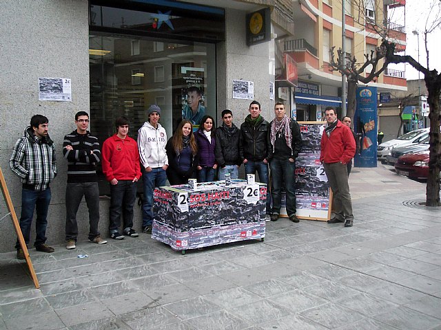 Las Juventudes Socialistas de Cehegín recaudan casi 600 euros para ayudar al pueblo de Haití - 1, Foto 1