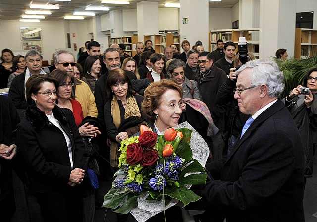 La Universidad de Murcia ofreció  un homenaje al fallecido profesor José  Perona con una sala que lleva su nombre - 5, Foto 5