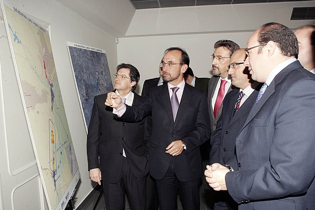 La Comunidad colabora con los ayuntamientos de Lorca y Puerto Lumbreras para dinamizar suelo industrial y crear un eje empresarial común - 1, Foto 1